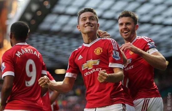 纽卡斯尔联 纽卡斯尔联